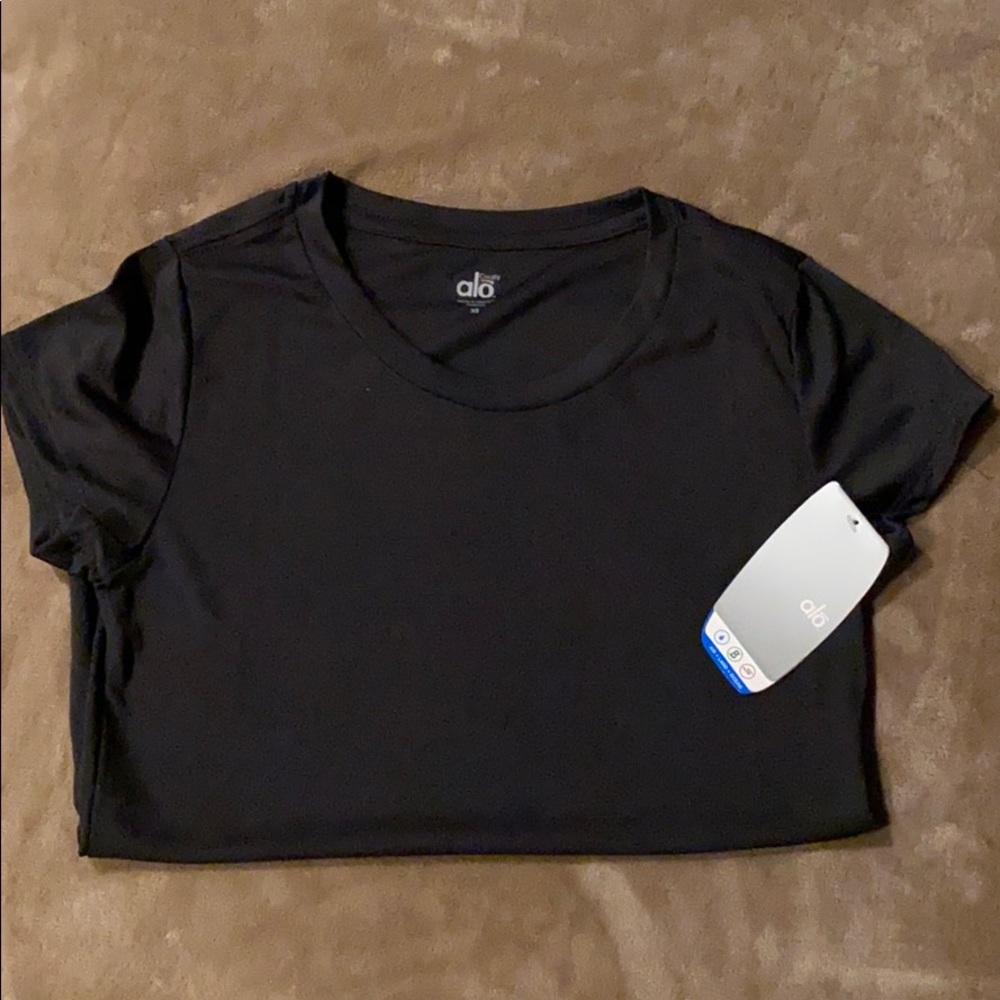 ALO YOGA  alosoft  jersey short sleeve tee in Blk